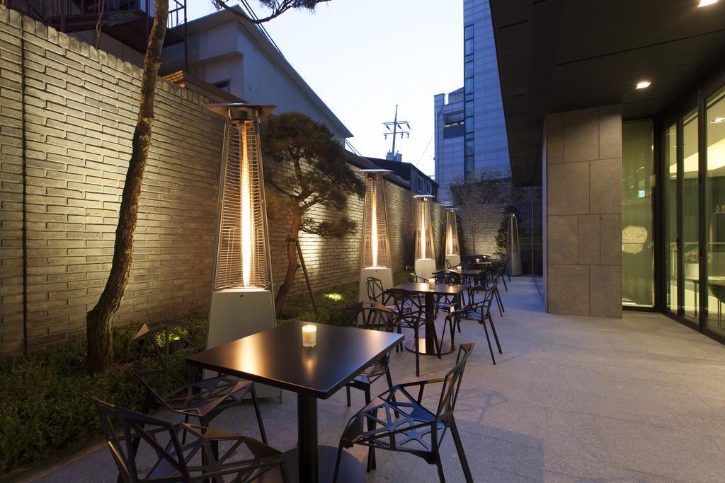 Stayb Hotel Myeongdong โซล ภายนอก รูปภาพ