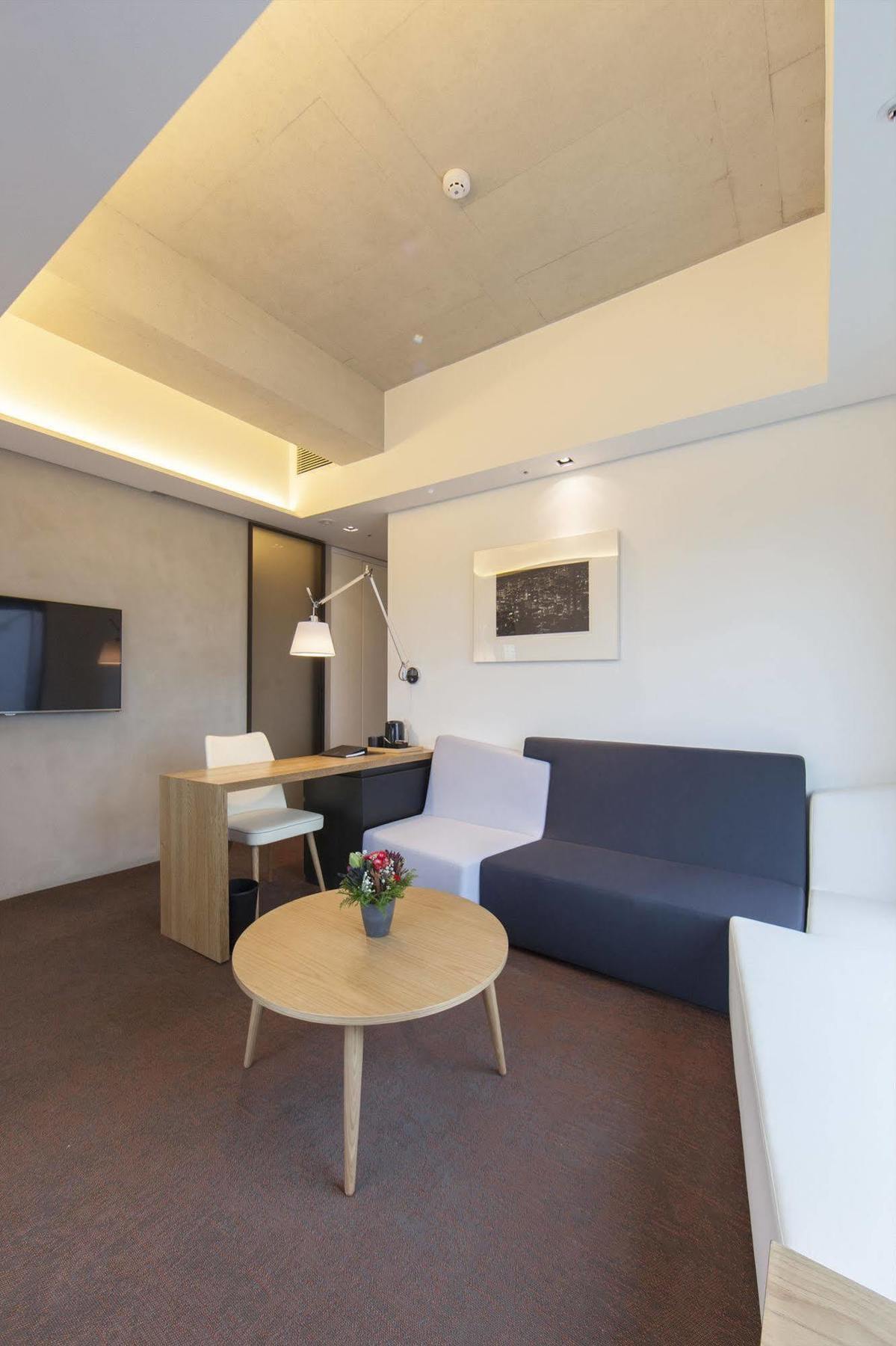 Stayb Hotel Myeongdong โซล ภายนอก รูปภาพ