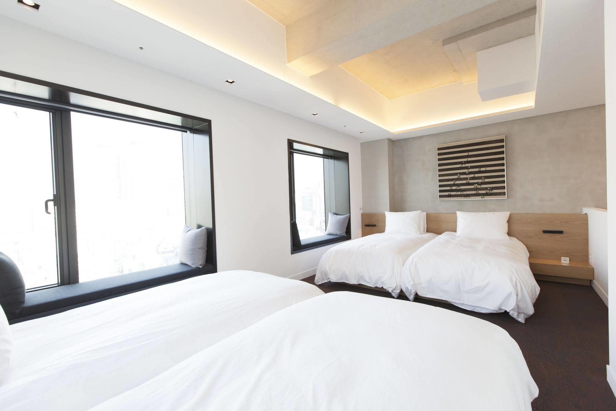 Stayb Hotel Myeongdong โซล ภายนอก รูปภาพ